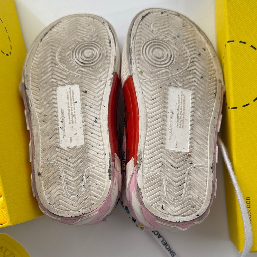 Off-White Vulcanized lace up Kids Pink Canvas Sneakers - Picture 13 of 13